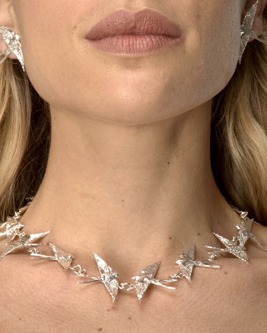 Collar Golondrinas en Vuelo · Joyería Fina · Nounou Studio
