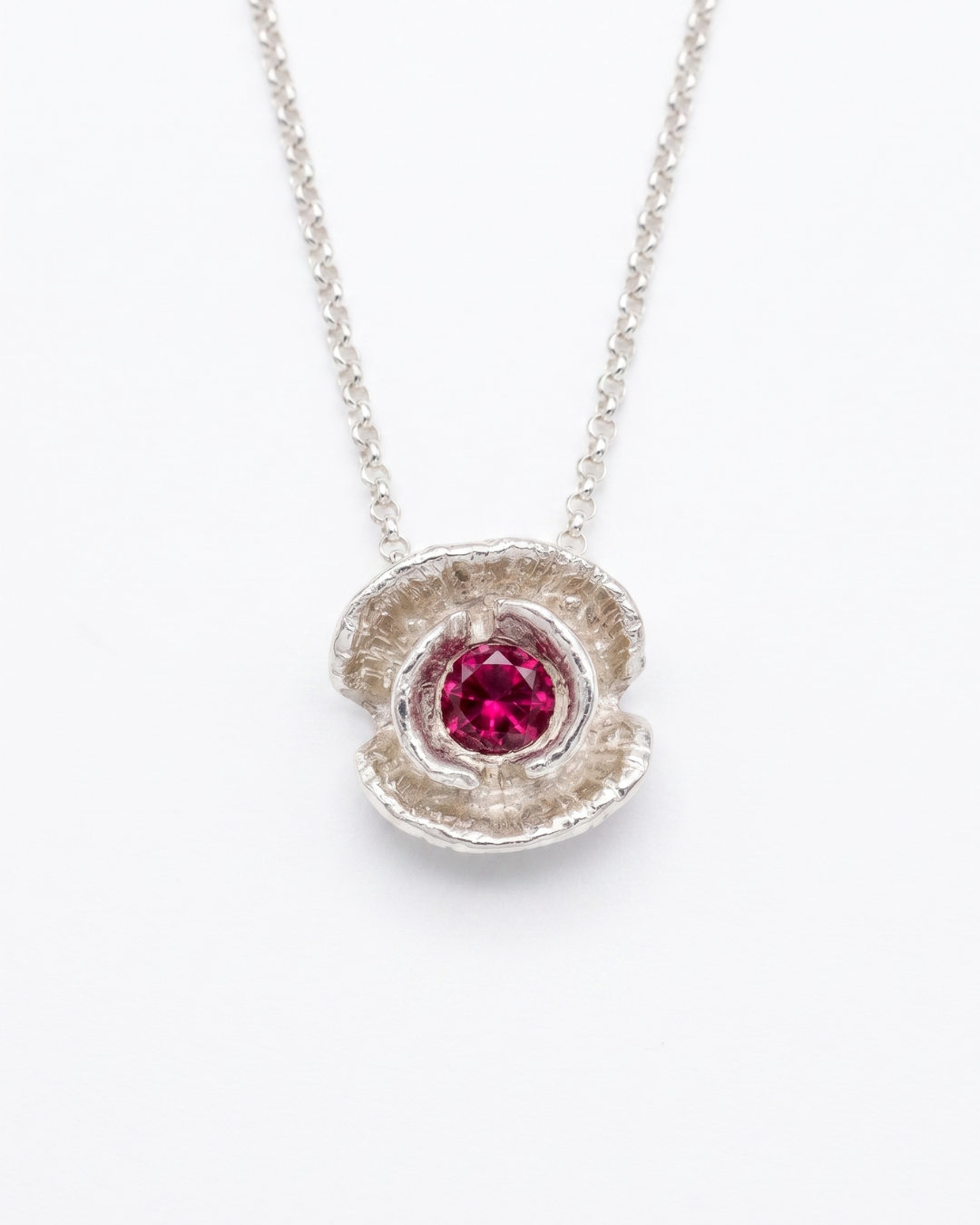 Poppy Necklace