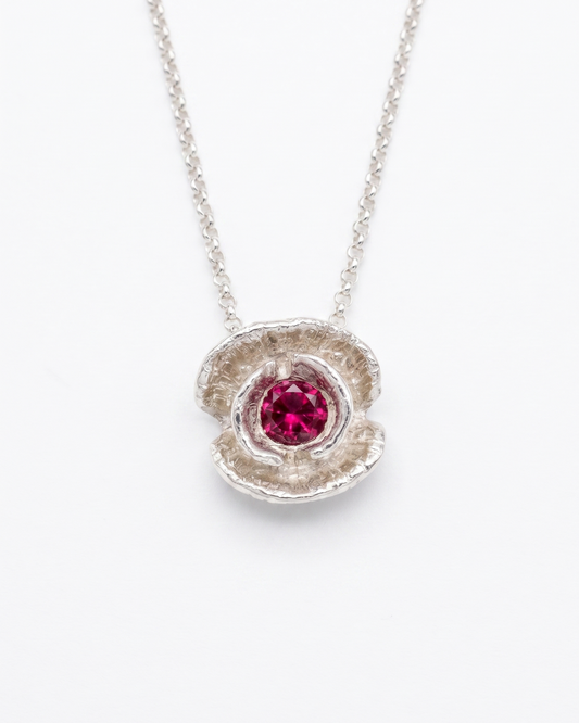Poppy Necklace