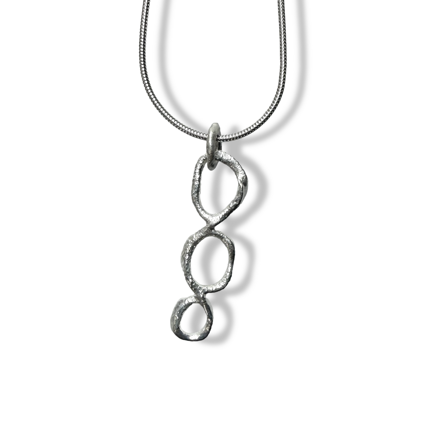 OOO Necklace